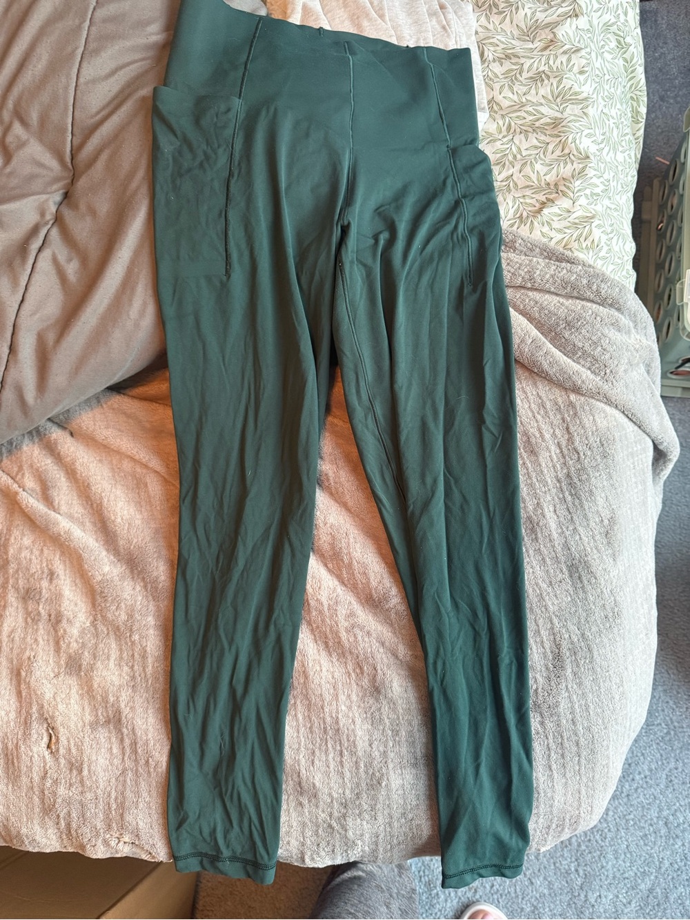 Womens High-Waist Active Leggings in Dark Green